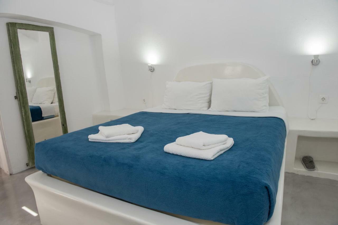 Corrado Caldera Apartments Fira  Dış mekan fotoğraf